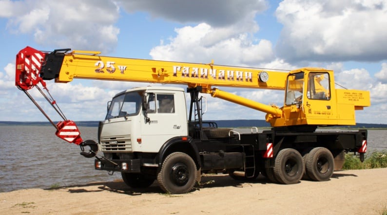 Автокран «Галичанин» 25 тонн