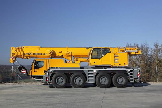 Автокран «Liebherr LTM 1090» 90 тонн