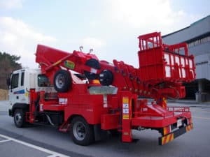 Японская телескопическая автовышка 35 метров