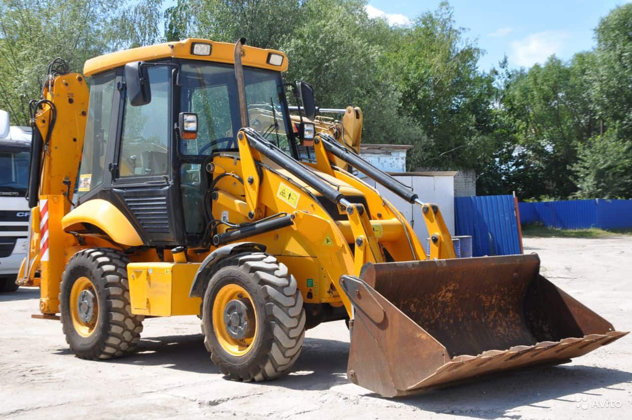Экскаватор-погрузчик «JCB 2CX»