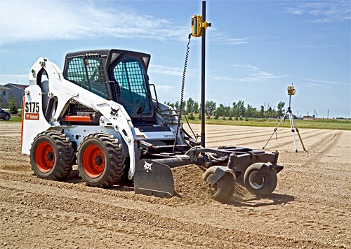 Мини-погрузчик «Bobcat S175» (S530)