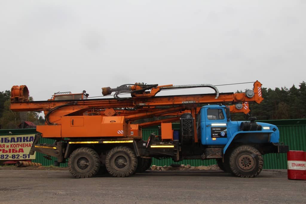 Ямобур «МРК-750А4» на базе ЗИЛ-130