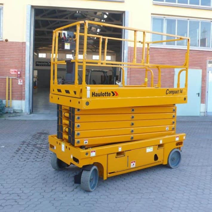 Ножничный подъемник Haulotte Compact 14