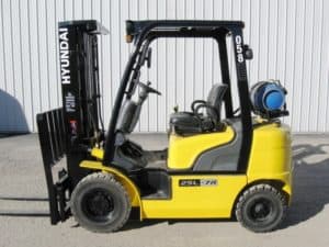 Вилочный погрузчик Hyundai 25L-7SA