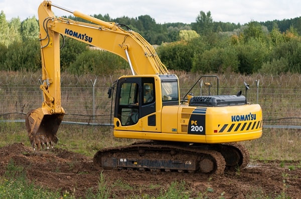 Гусеничный экскаватор «Komatsu PC200»