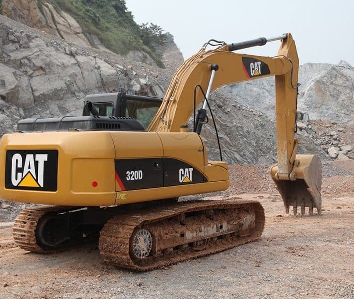 Гусеничный экскаватор «CAT 320D»