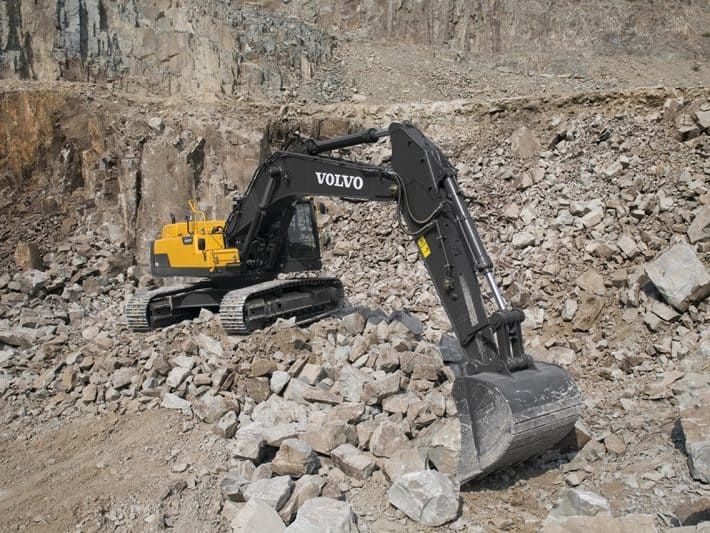 Гусеничный экскаватор «Volvo EC380D»