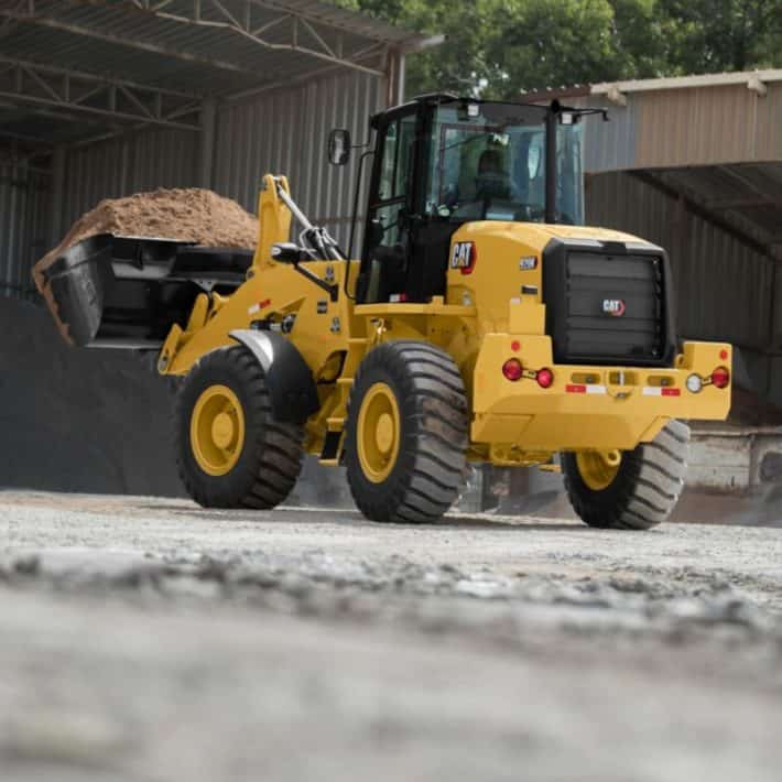 Фронтальный погрузчик «Cat 920»