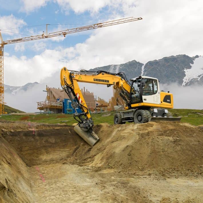Колесный экскаватор «Liebherr A 916 Litronic»