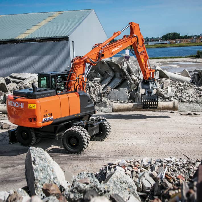 Колесный экскаватор «Hitachi ZX170W-5A»
