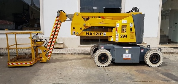 Подъемник Haulotte HA12IP
