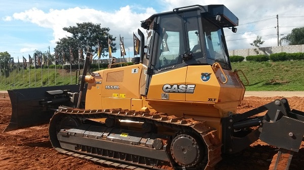 Бульдозер Case 1650L