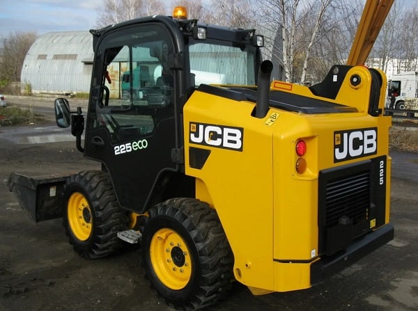 Мини-погрузчик «JCB 225»