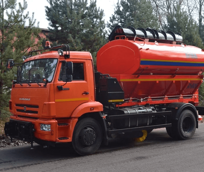 На базе «КАМАЗ КО-806» - (8 м3)