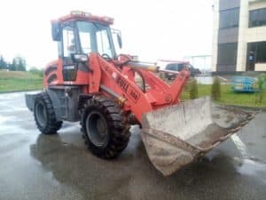 Фронтальный погрузчик «BULL SL300»