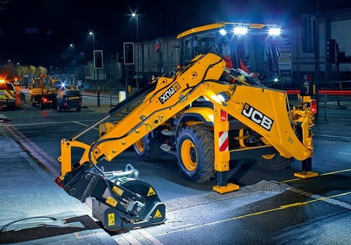 Дорожная фреза на базе JCB 3CX